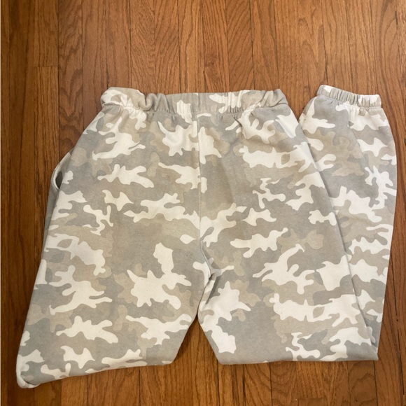 Lazypants white camo - Picture 2 of 6